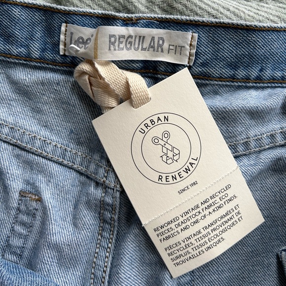 Lee Denim Shorts - Picture 3 of 3